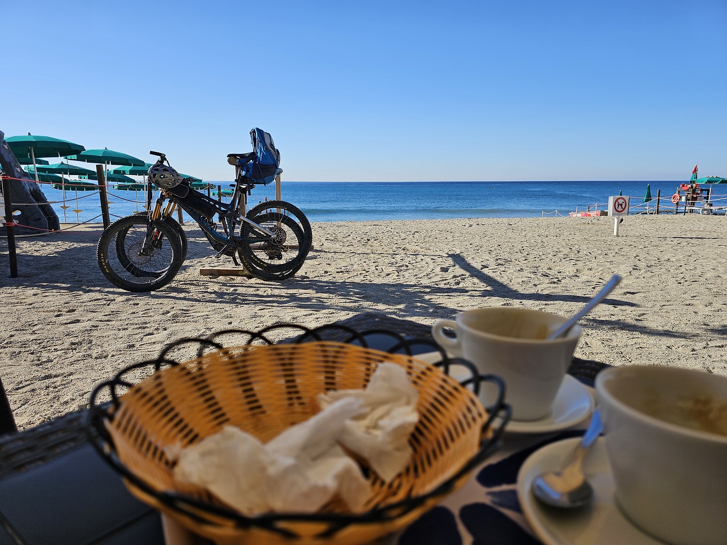 finale-beachbar1.jpg