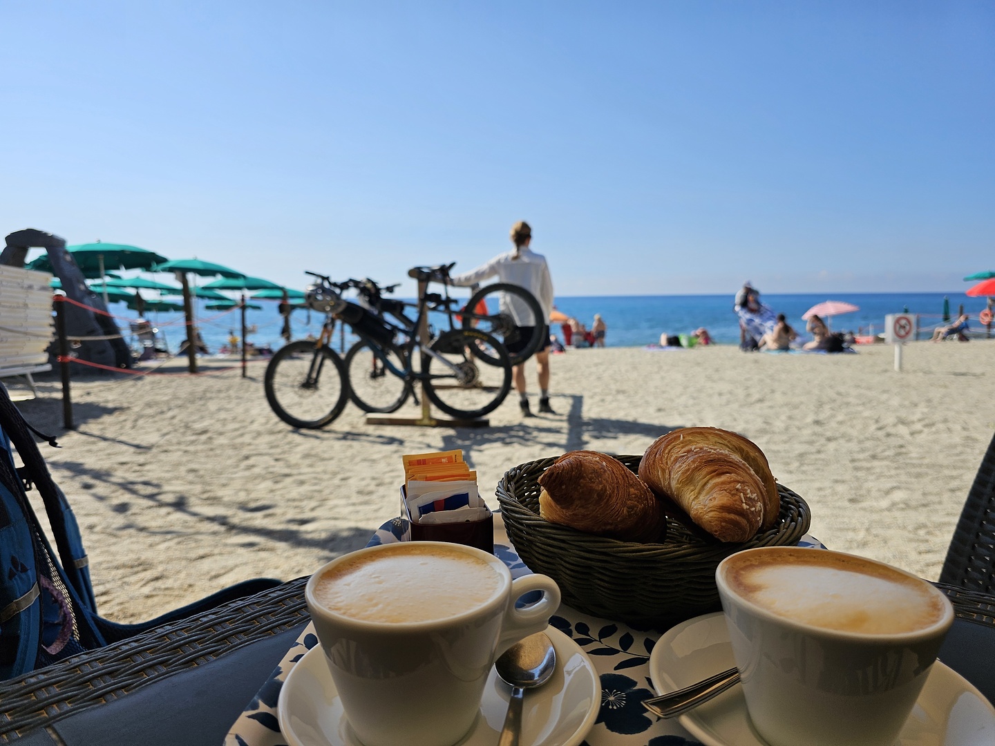 finale-beachbar4.jpg