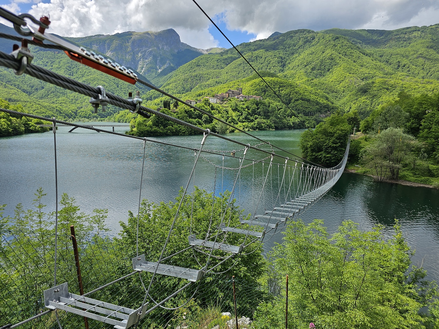 lagovagli-bridge3.jpg