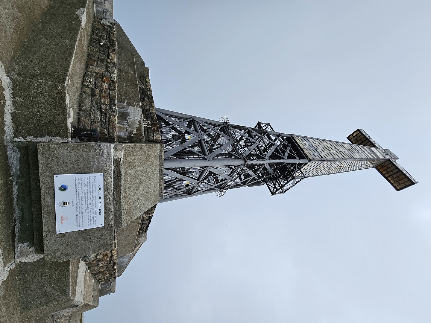 mindino-peak3.jpg