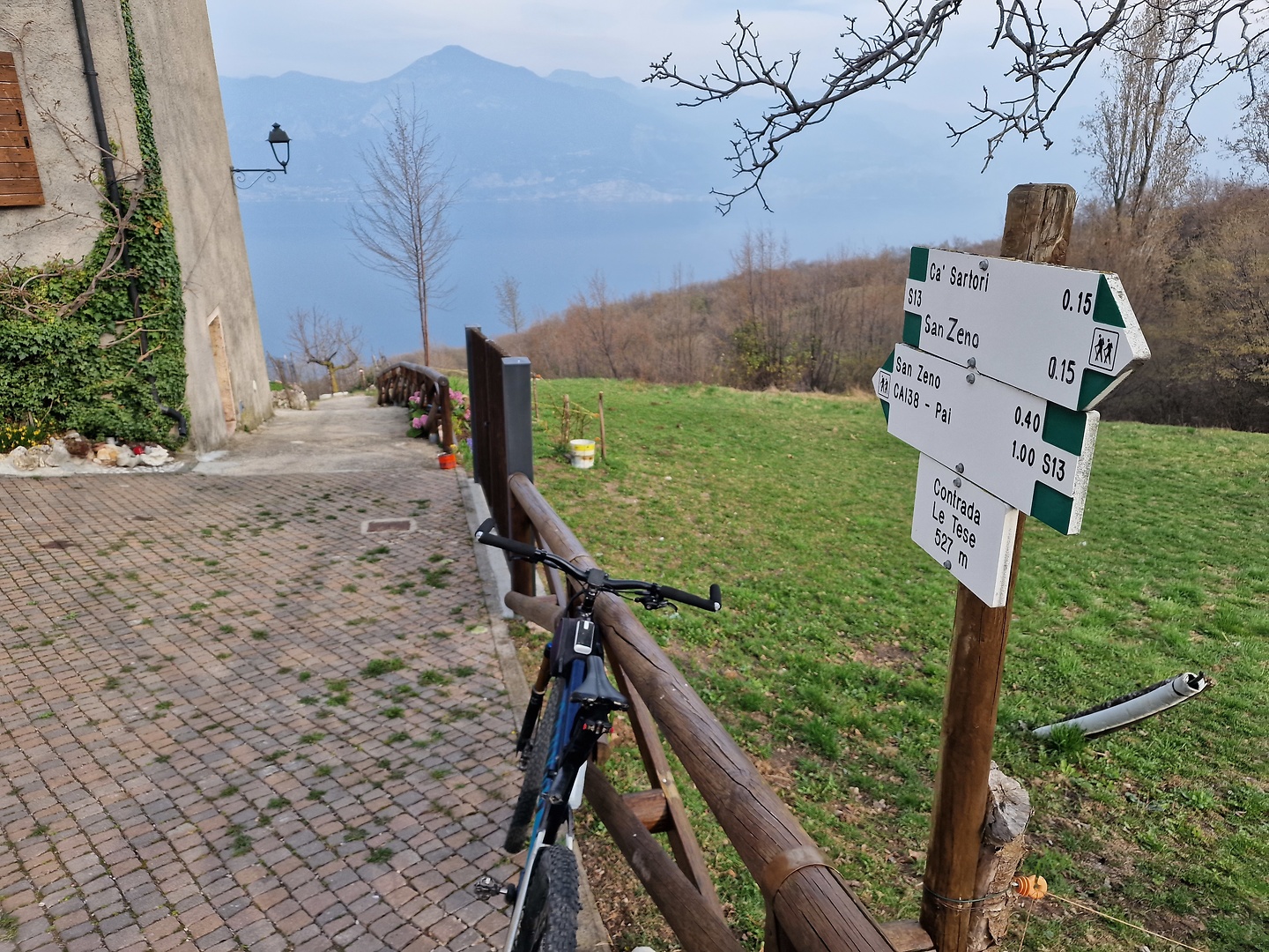 sanzeno-trail1.jpg