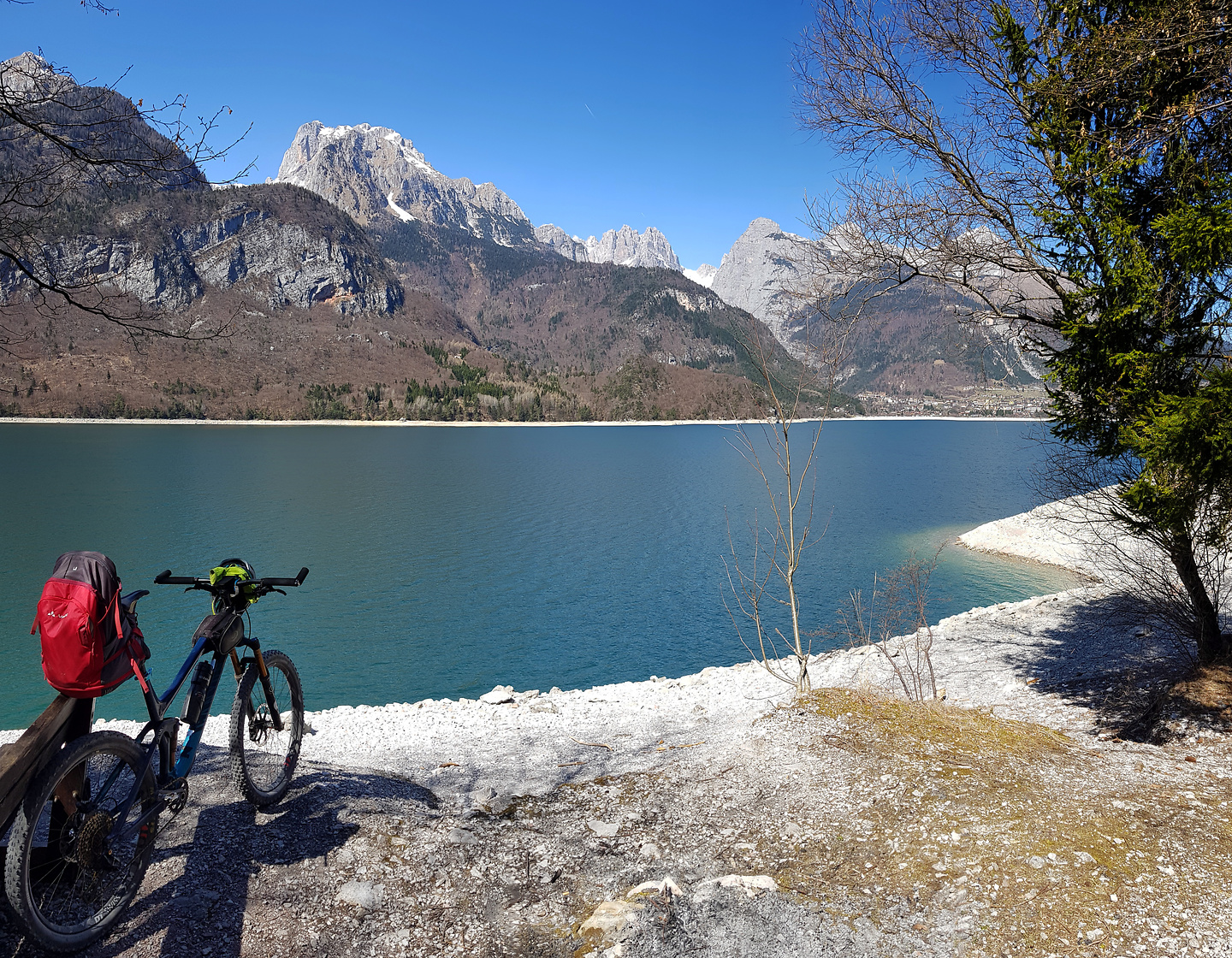 molveno-lake3.jpg