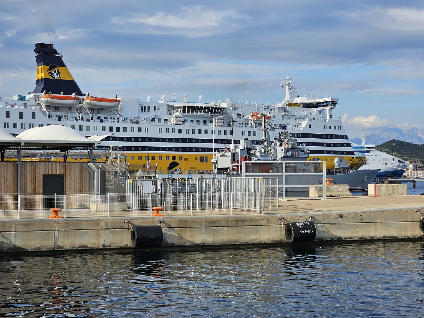 ajaccio-ferry1.jpg