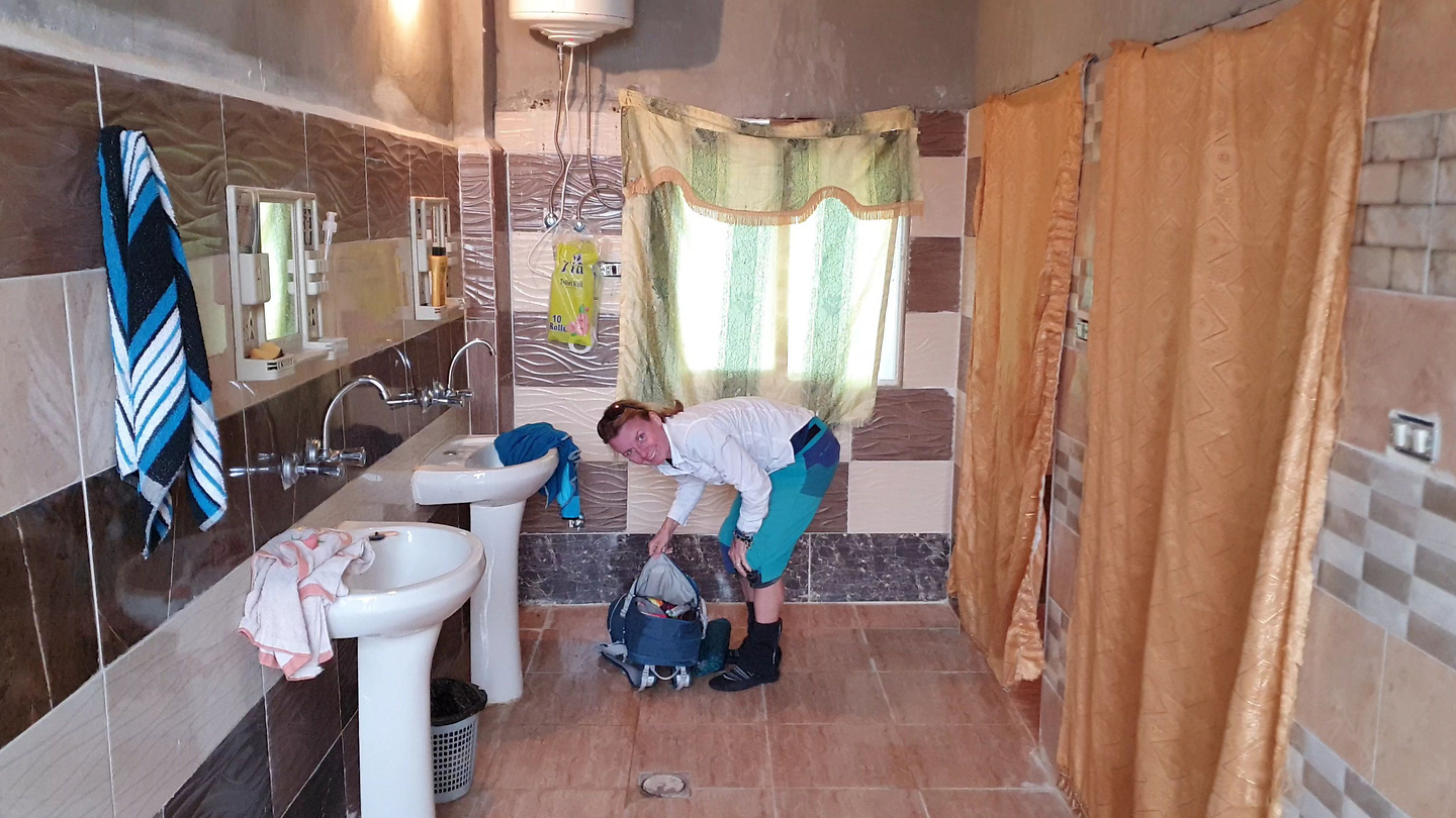 abusaef-bathroom.jpg