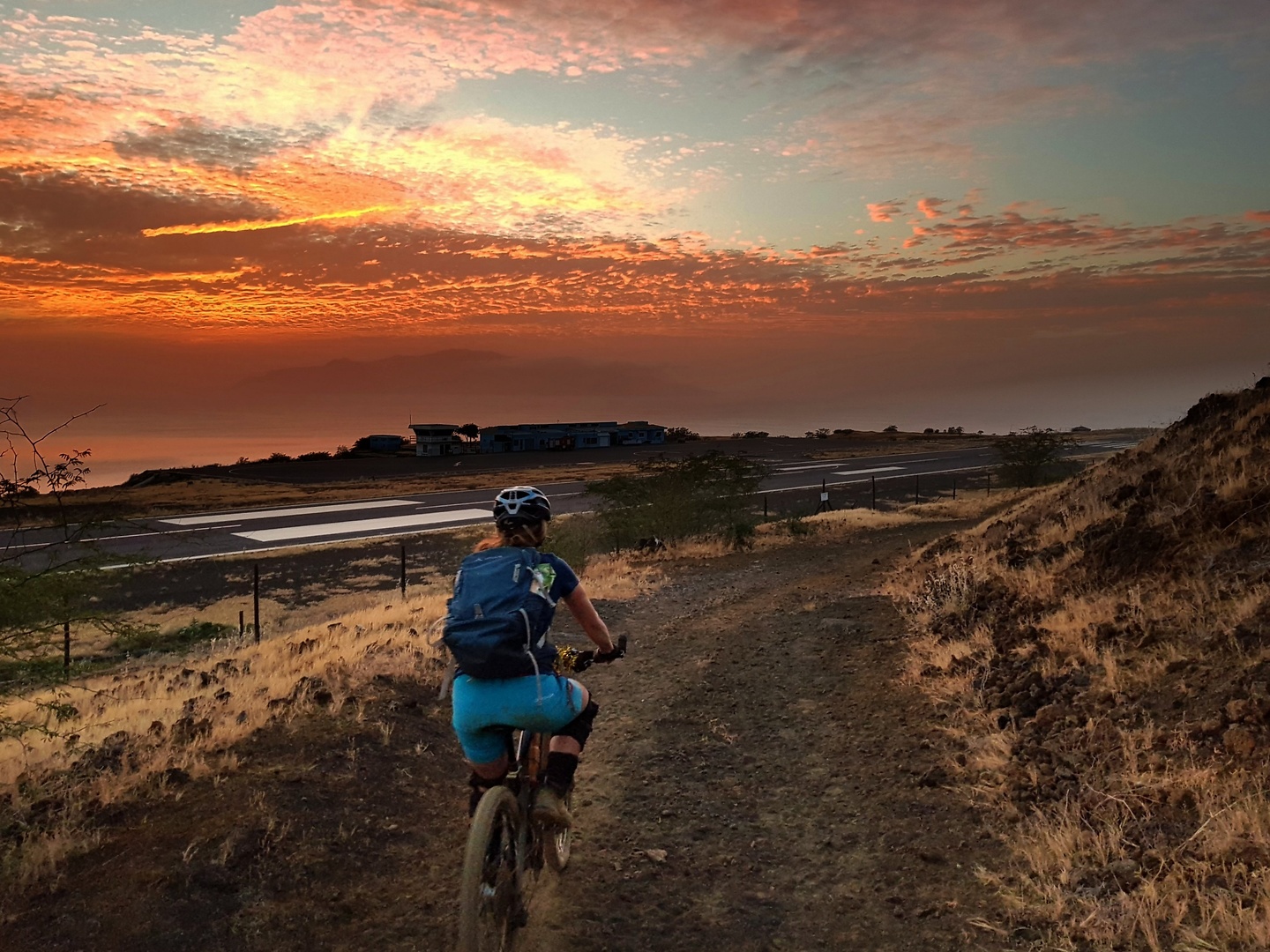 fogo-airporttrail2.jpg