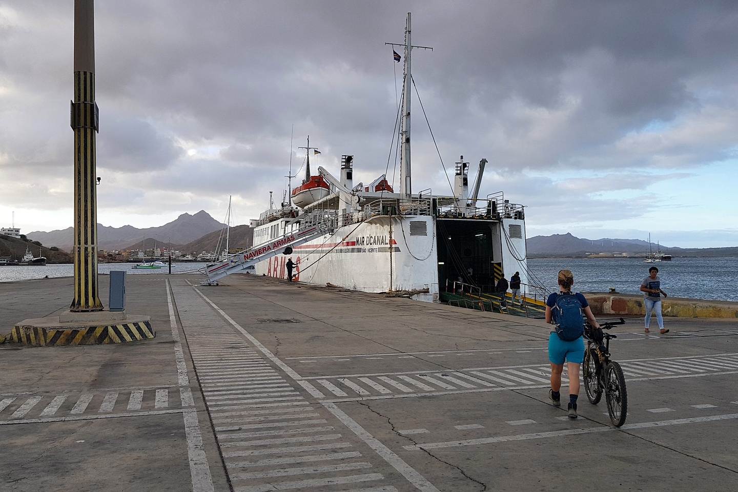 mindelo-ferry1.jpg