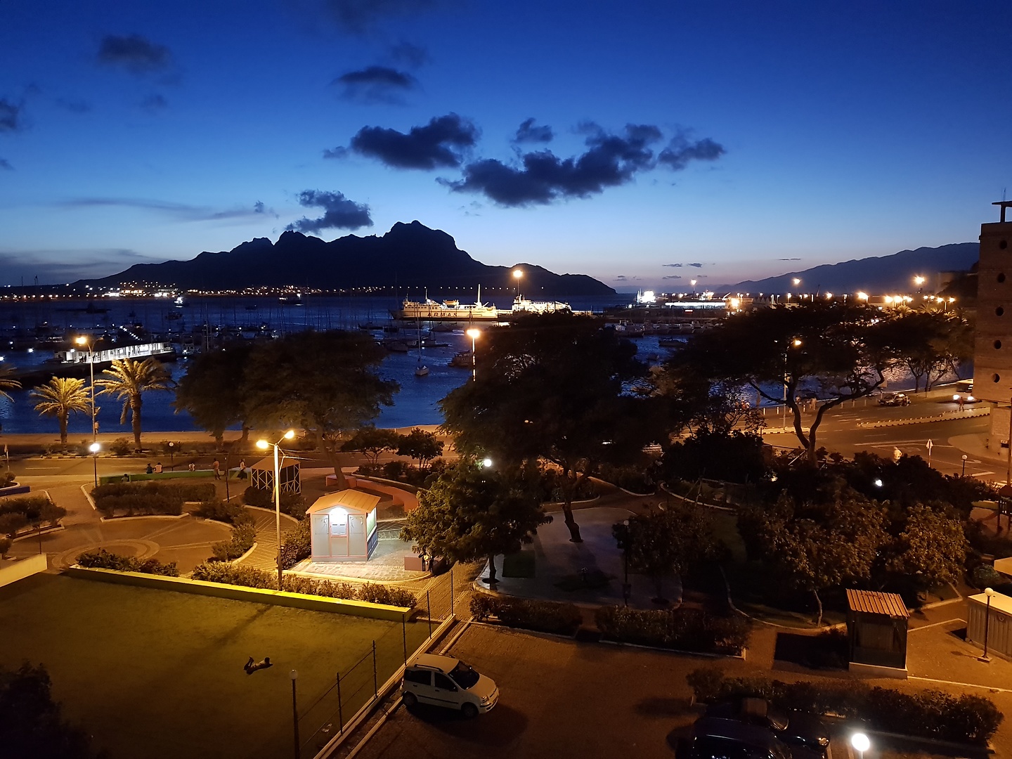 mindelo-nightbay.jpg