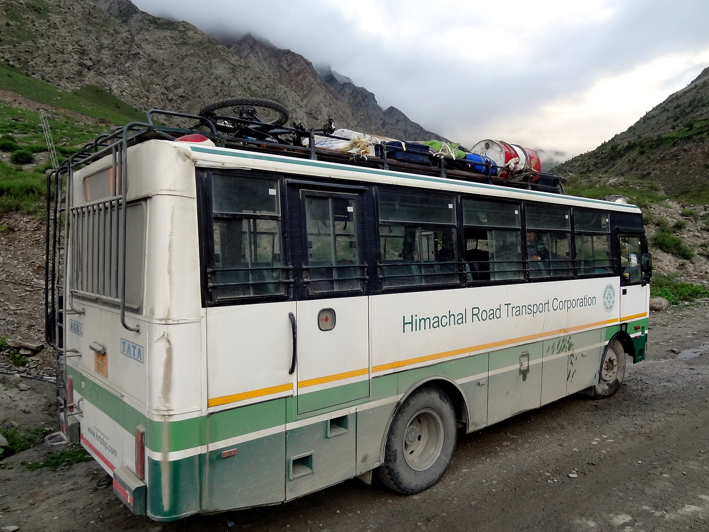 baralacha-bus.jpg