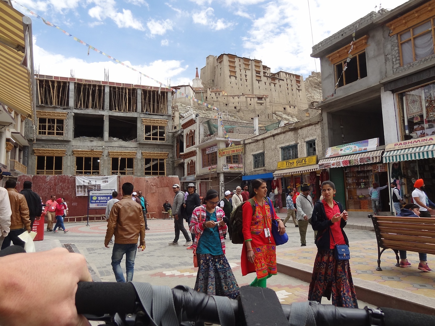 leh-bazaar2.jpg