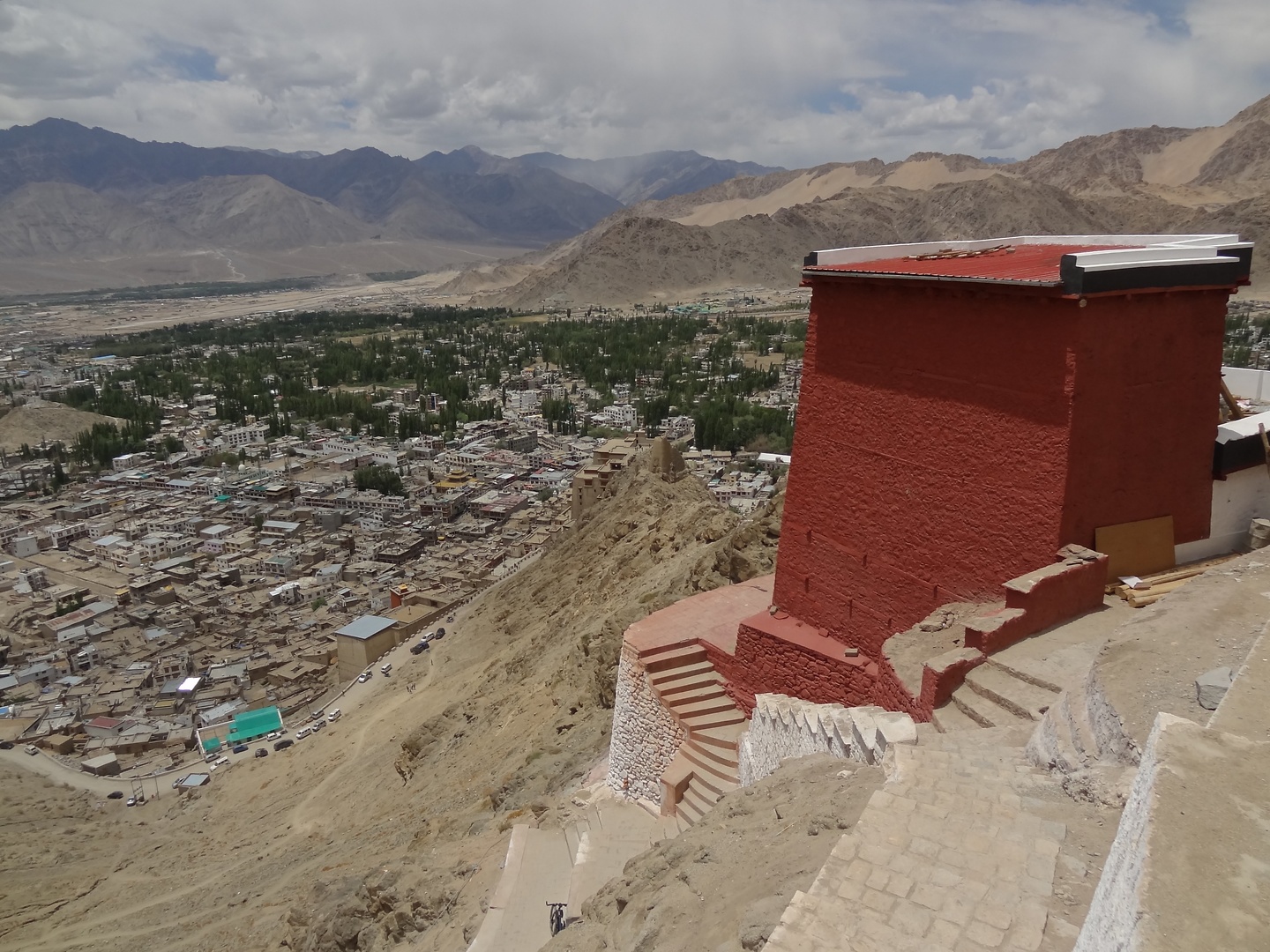 leh-tsemo4.jpg