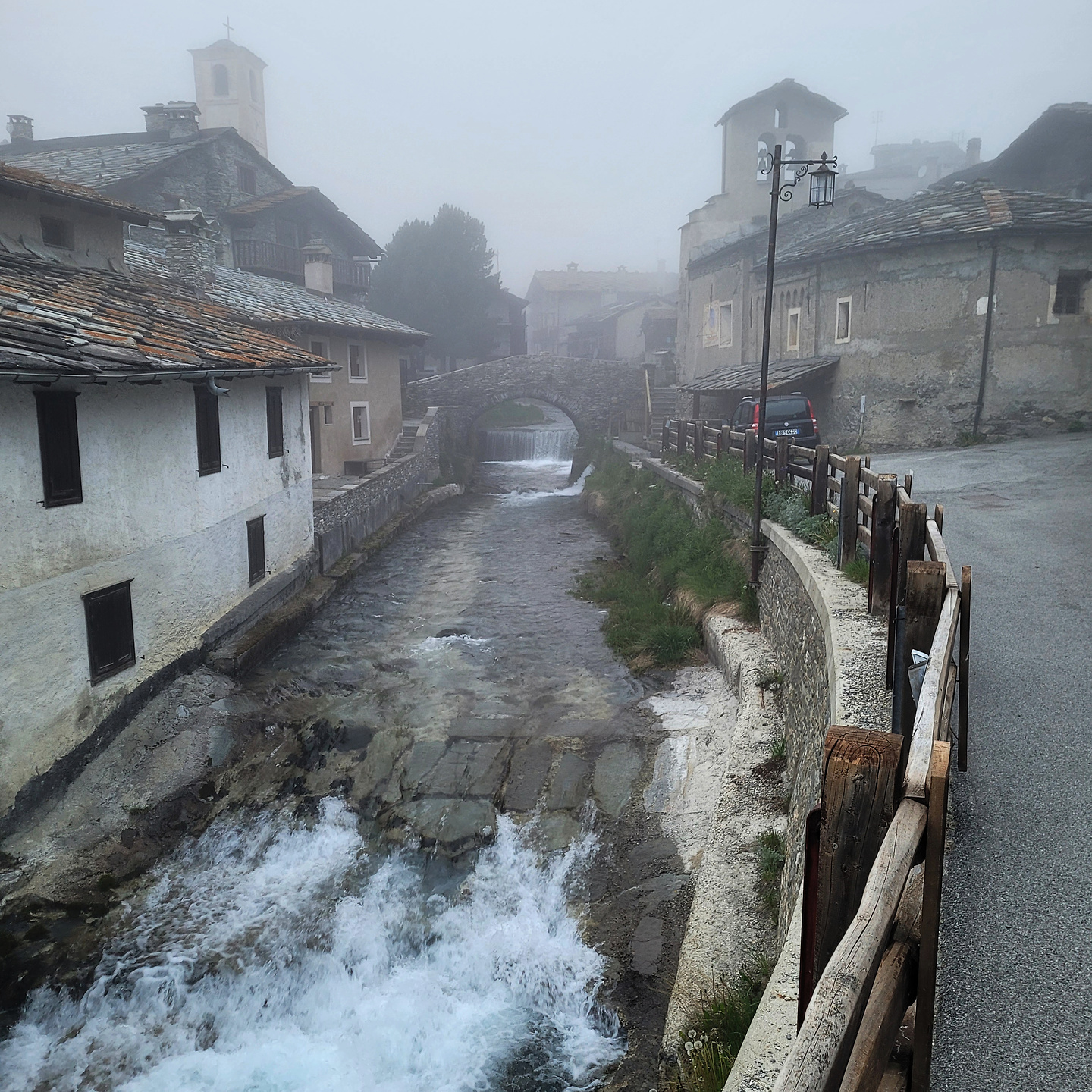 agnello-uphill2.jpg