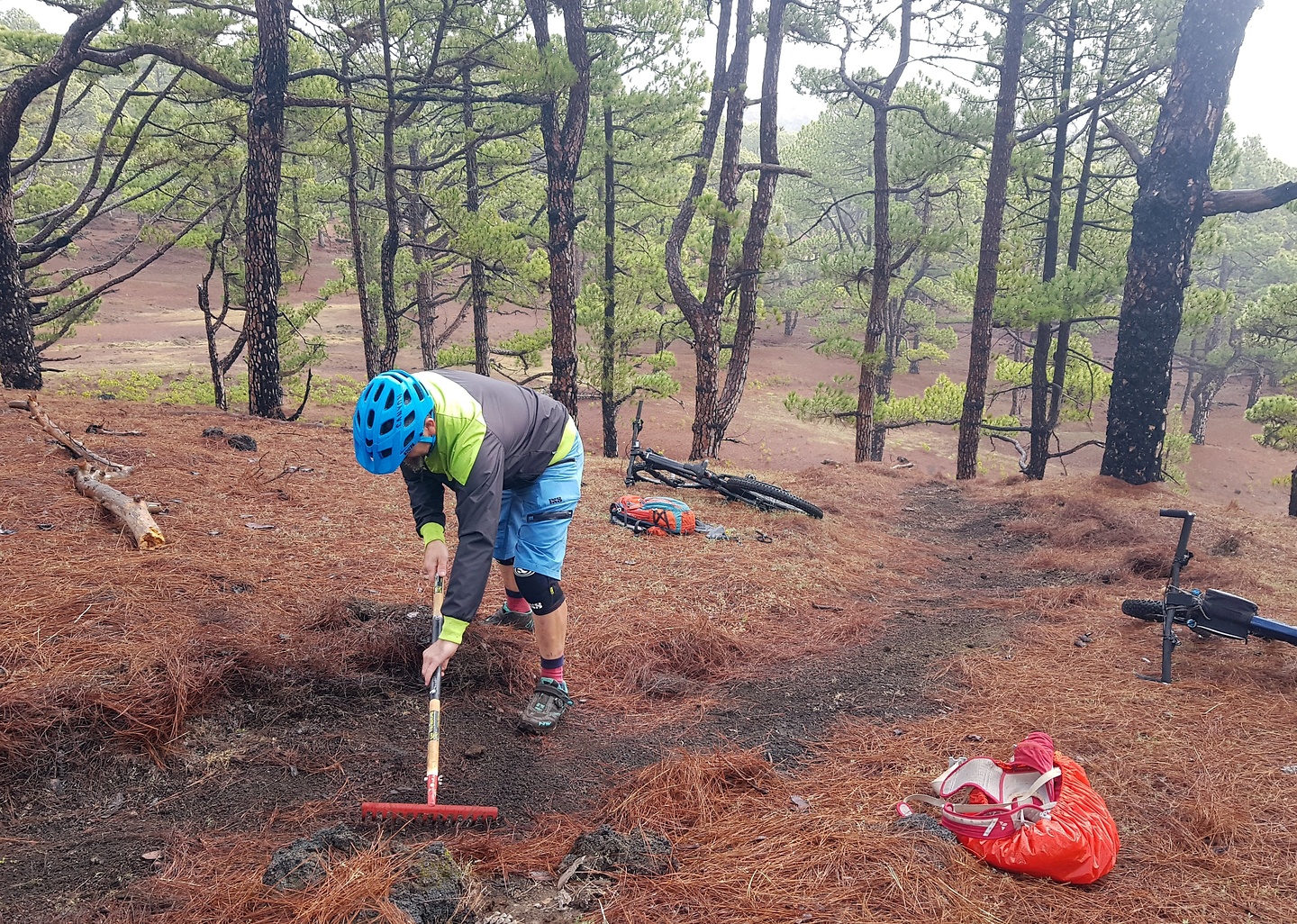 morcillo-trailbuild2.jpg