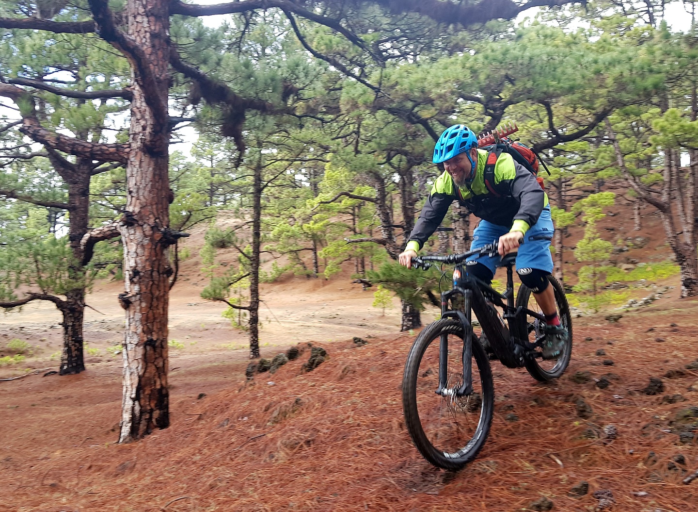 morcillo-trailbuild3.jpg