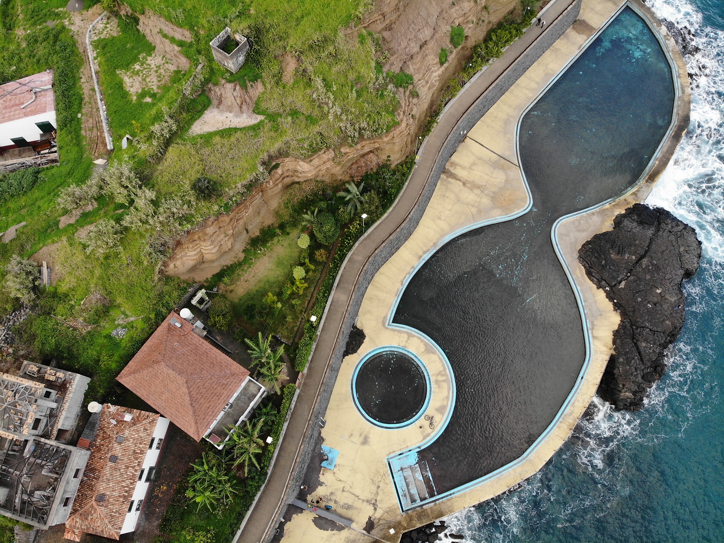 portocruz-pools3.jpg