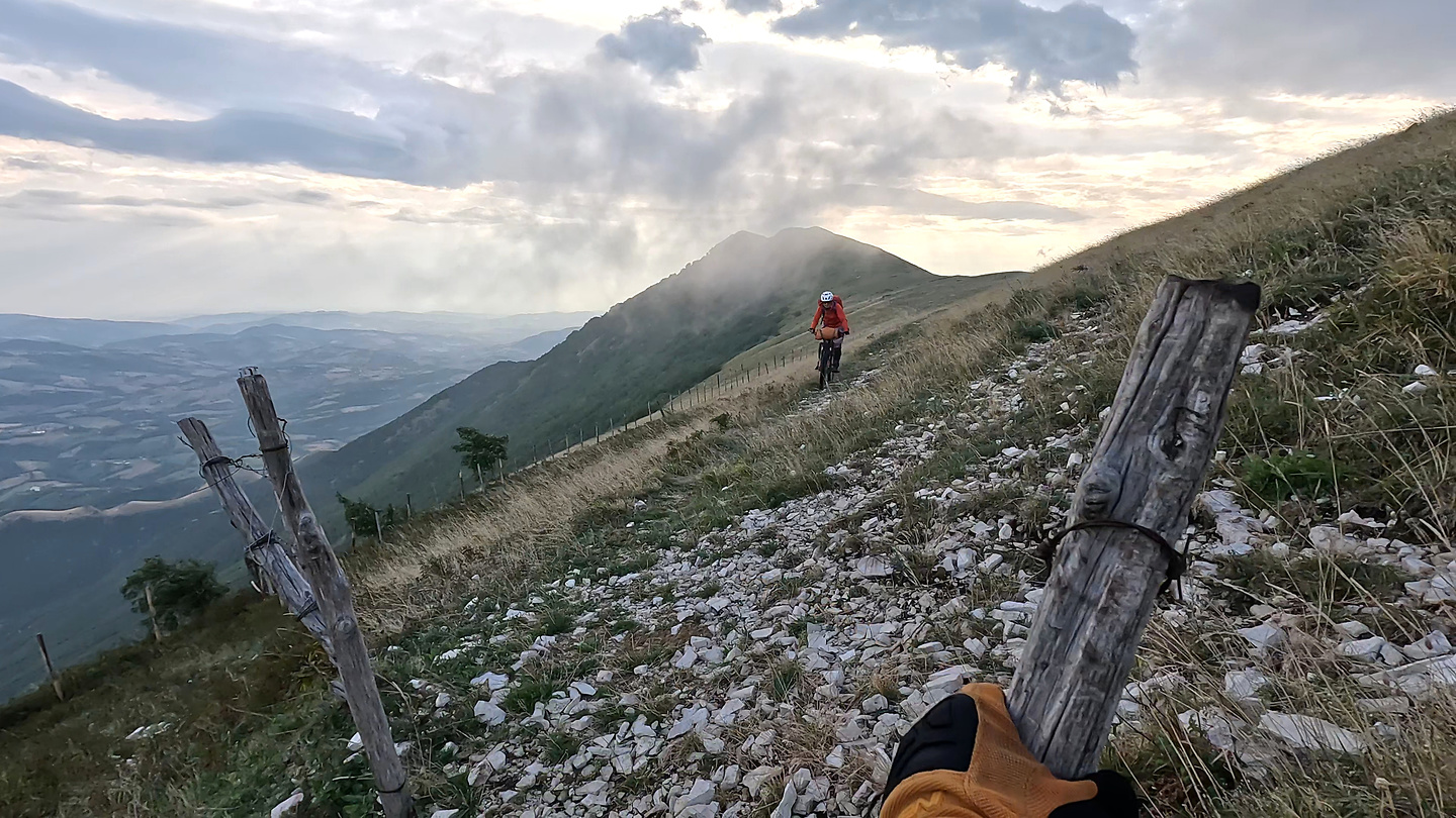 acuto-trail1.jpg