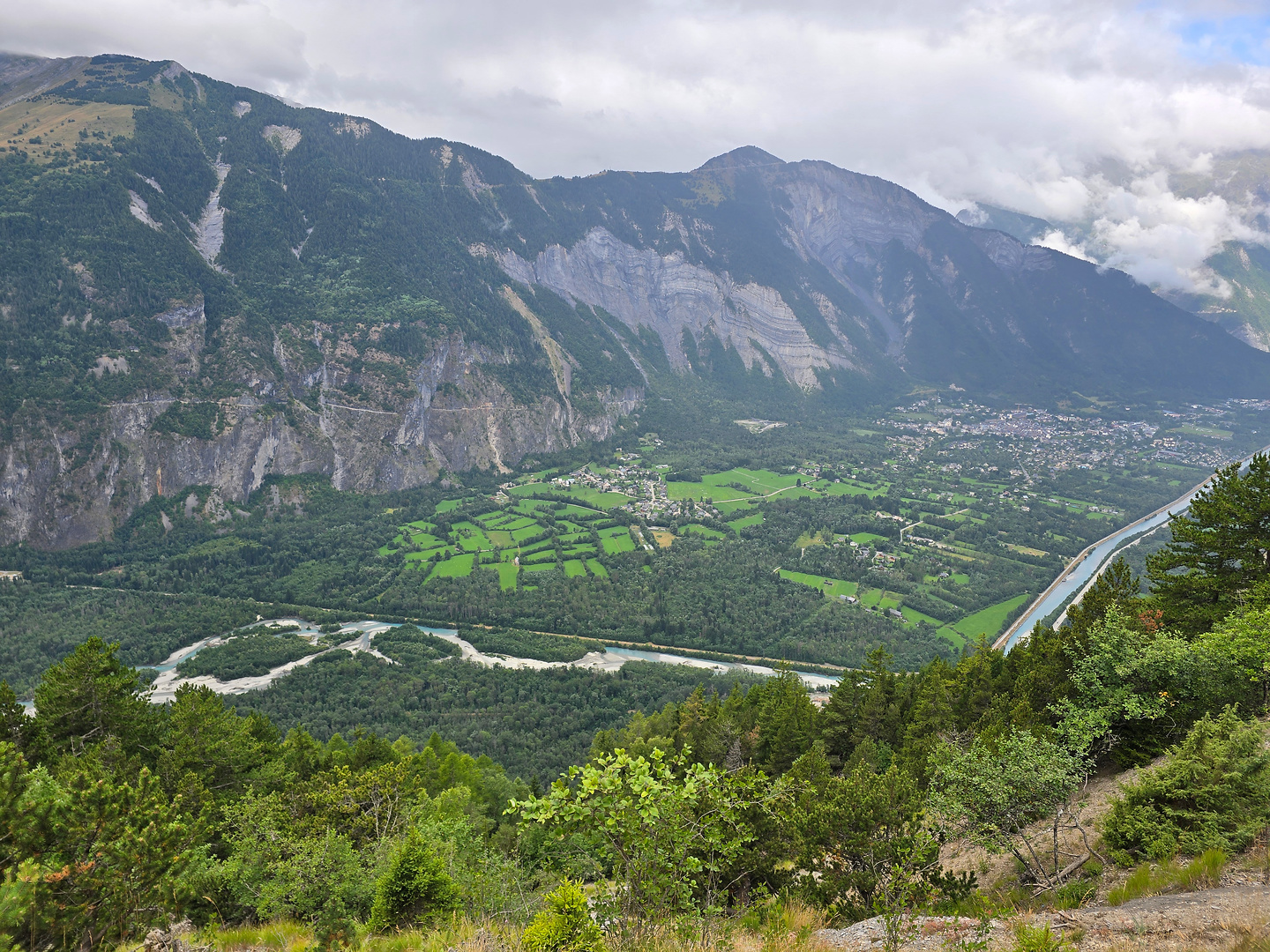 alpedhuez-auris3.jpg