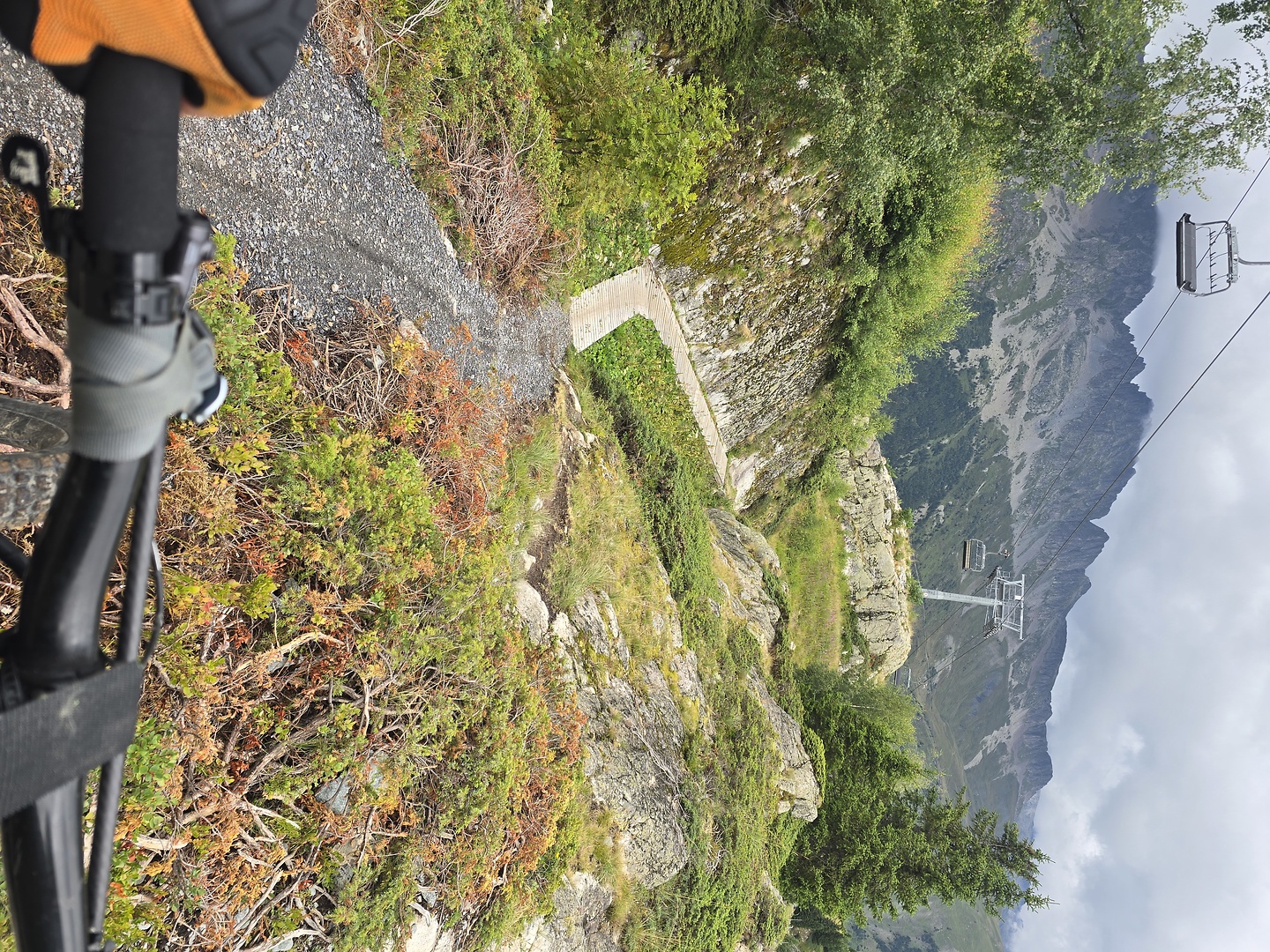 alpedhuez-bikepark3.jpg
