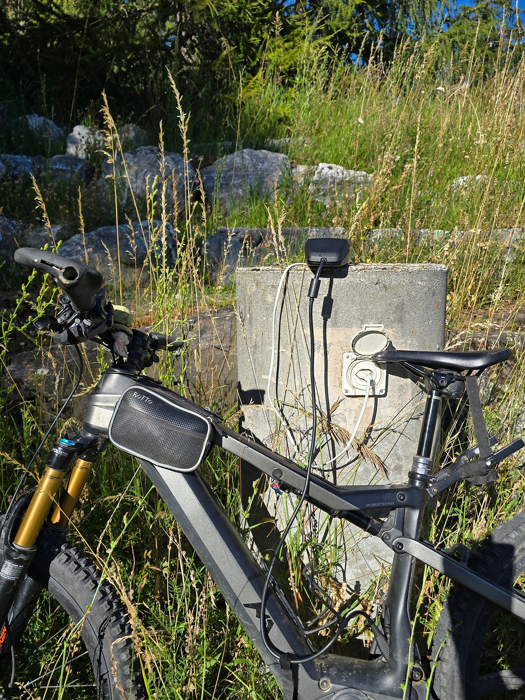 anzere-camp2.jpg