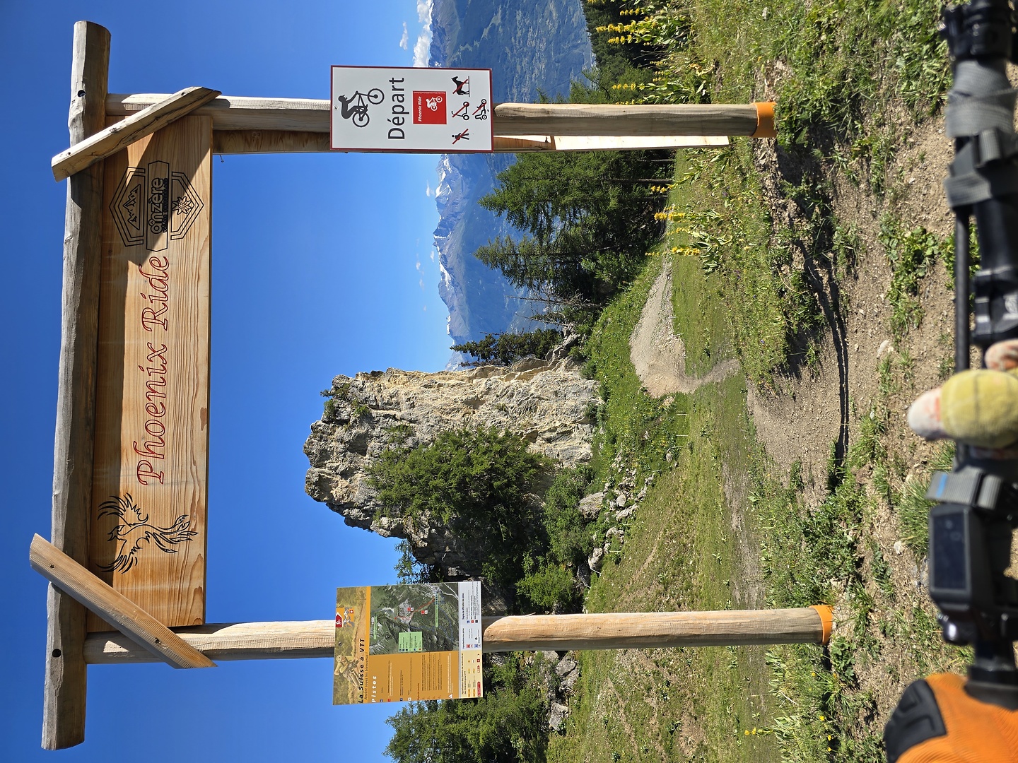 anzere-trail1.jpg