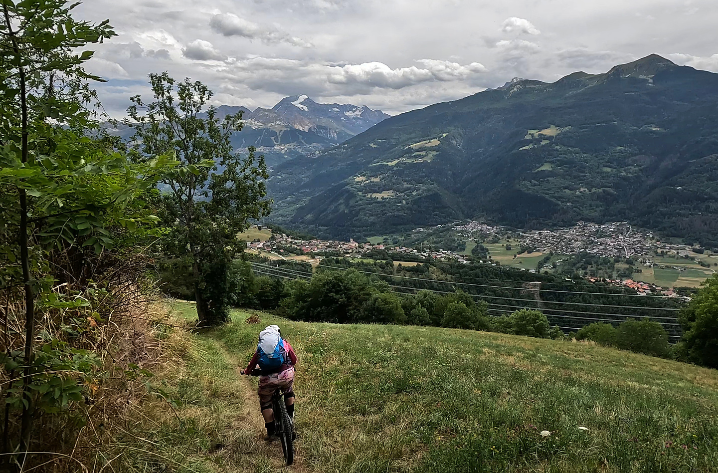 areche-trail11.jpg