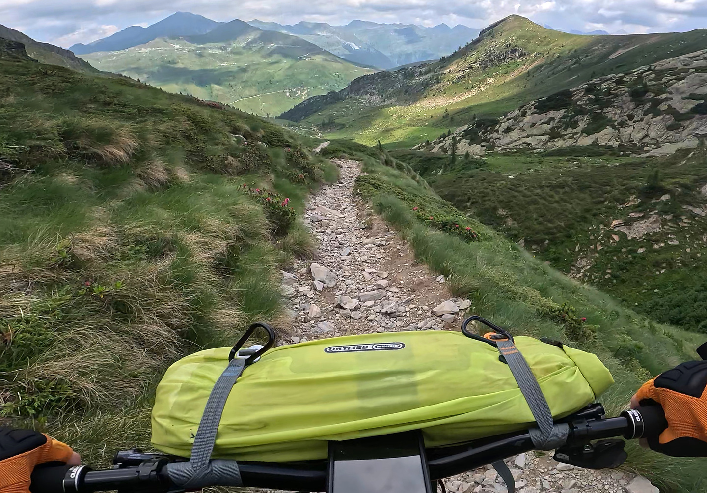 avaro-trail3.jpg