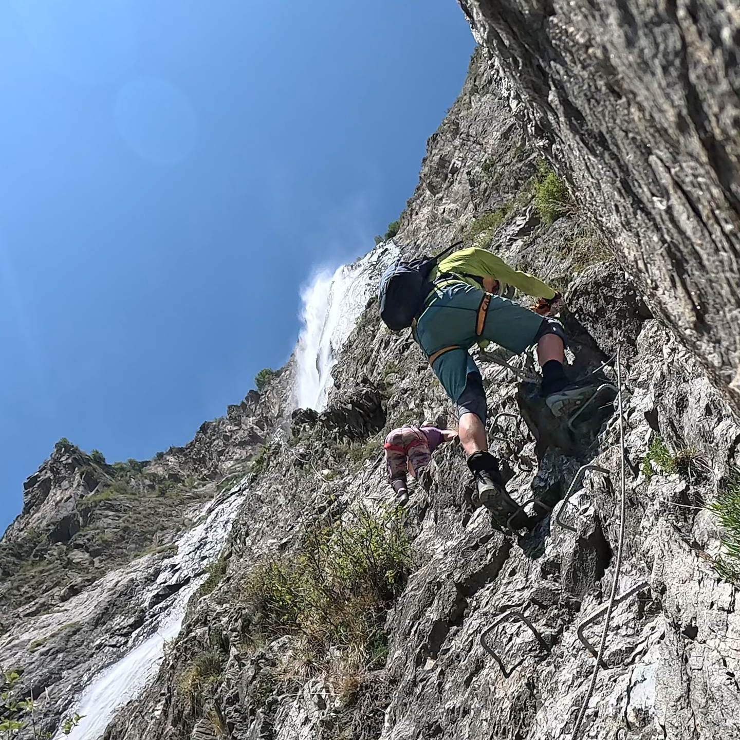 cascadepisse-ferrata6.jpg