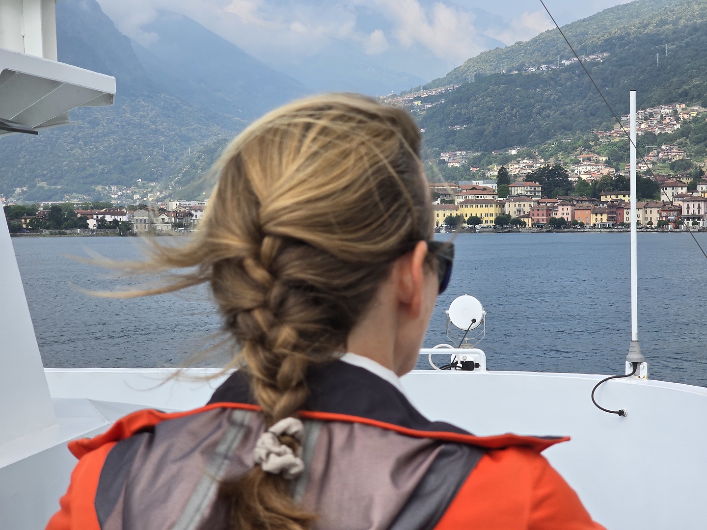 como-boat1.jpg