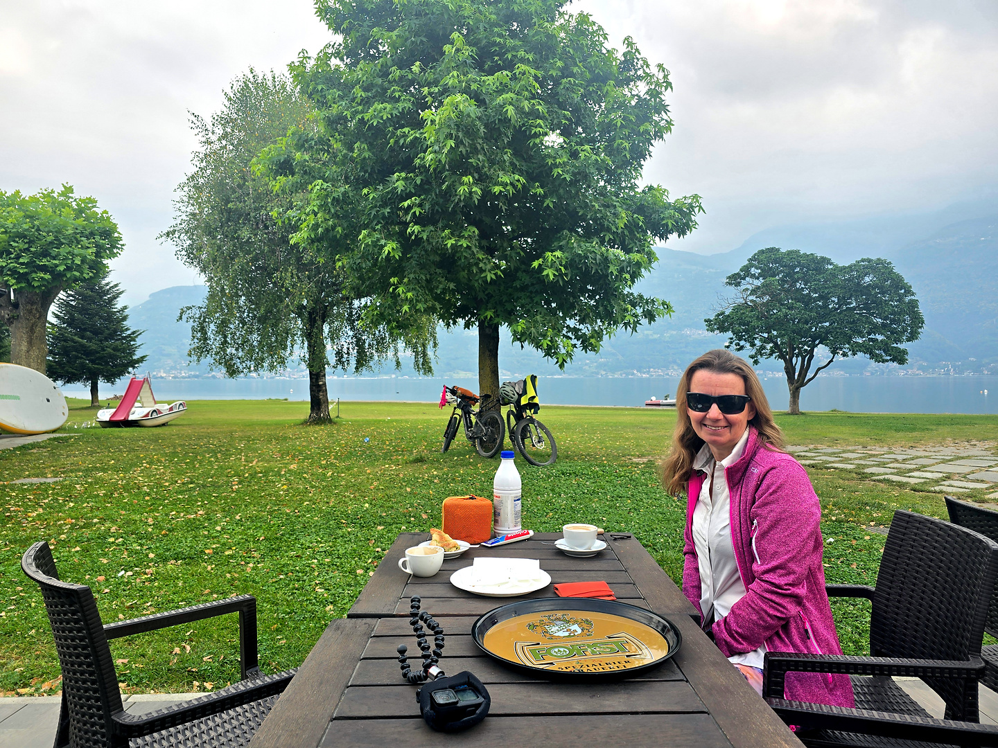 como-breakfast.jpg