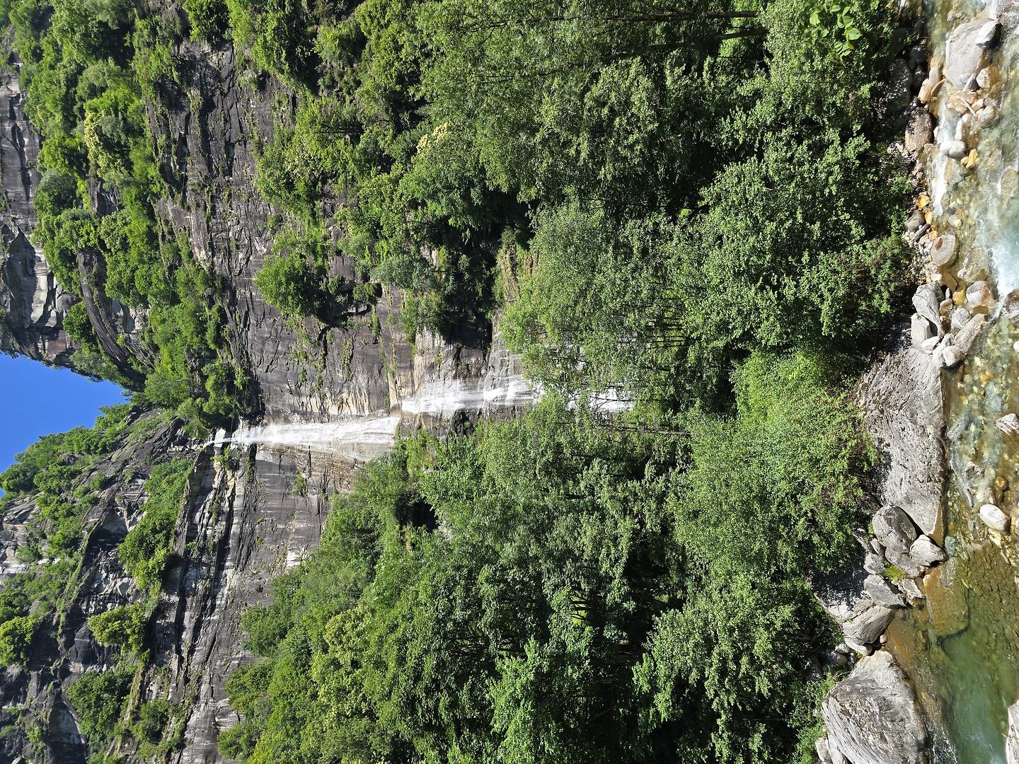 devero-uphill2.jpg