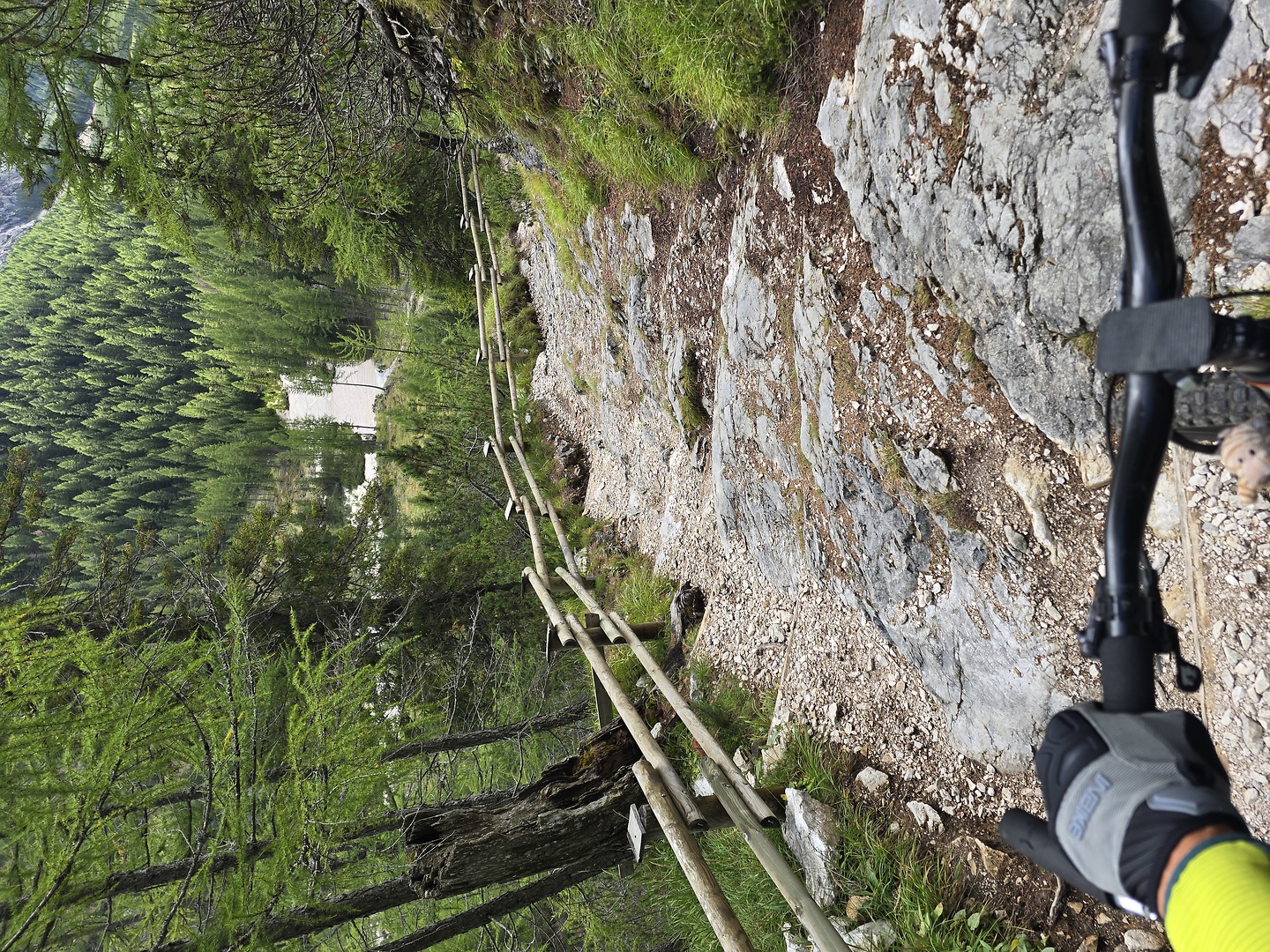 fedaia-trail4.jpg