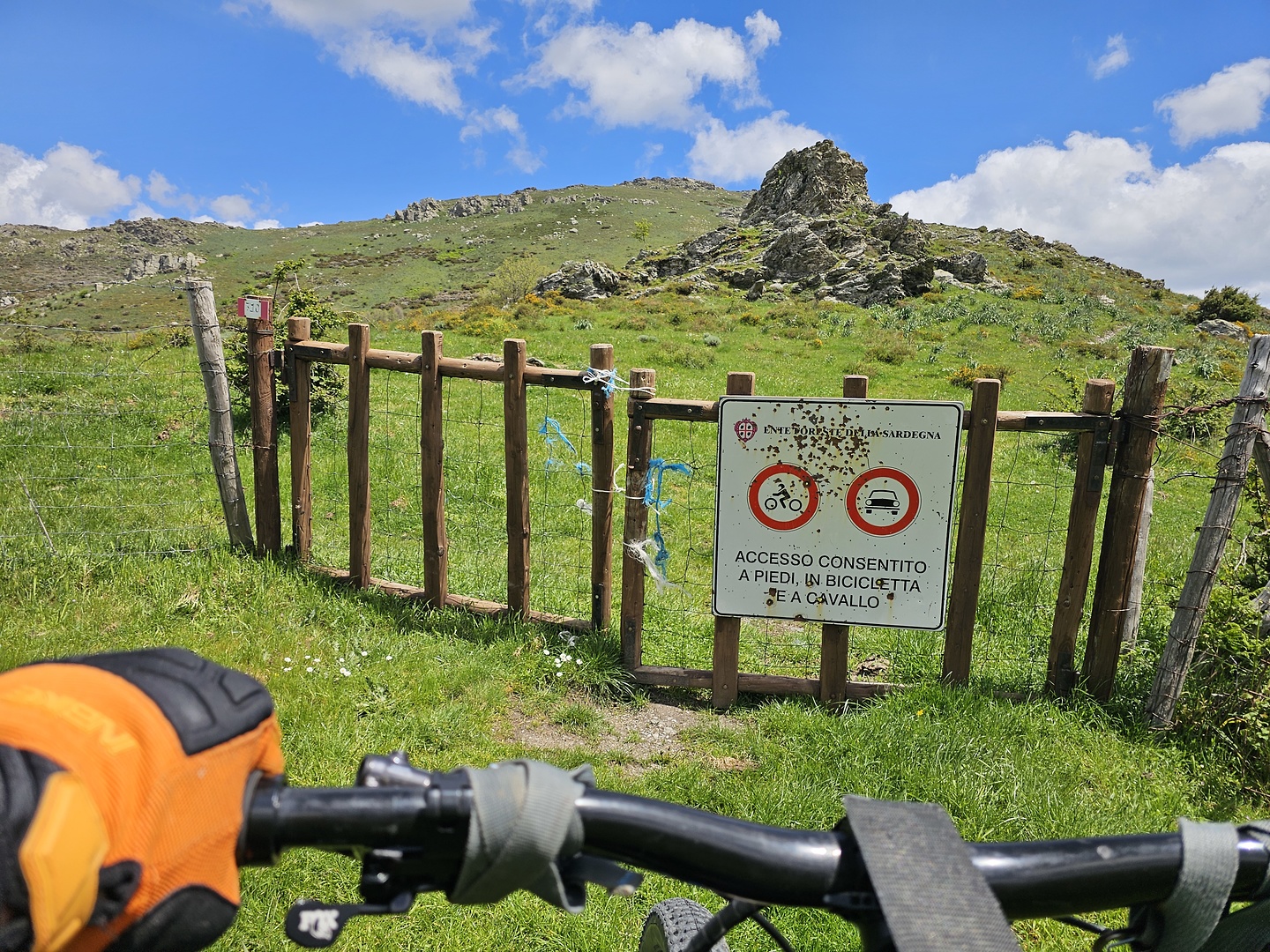 gennargentu-uphill10.jpg