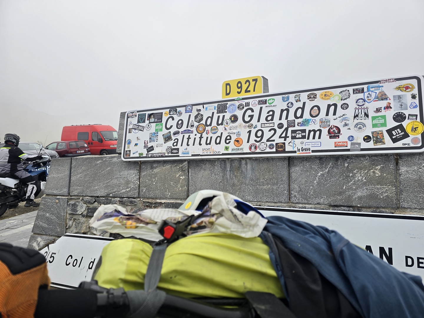 glandon-col1.jpg