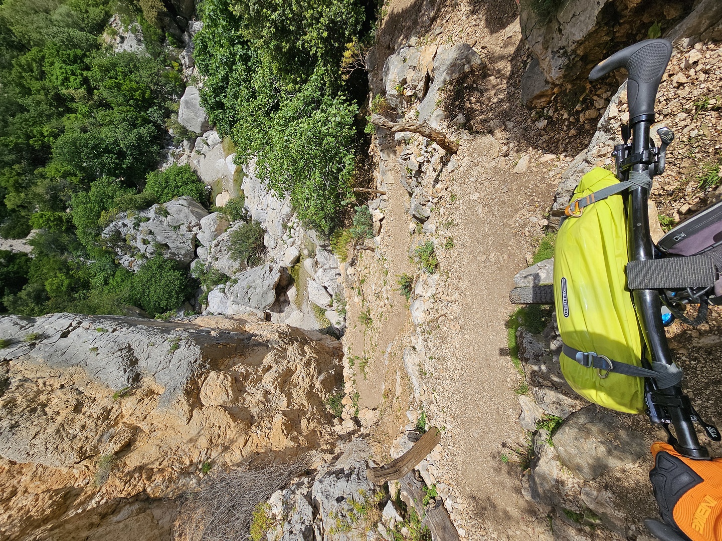 gorropu-trail8.jpg