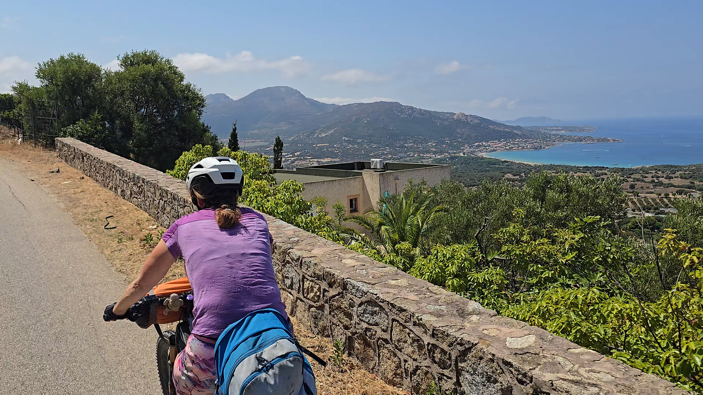 ilerousse-uphill3.jpg