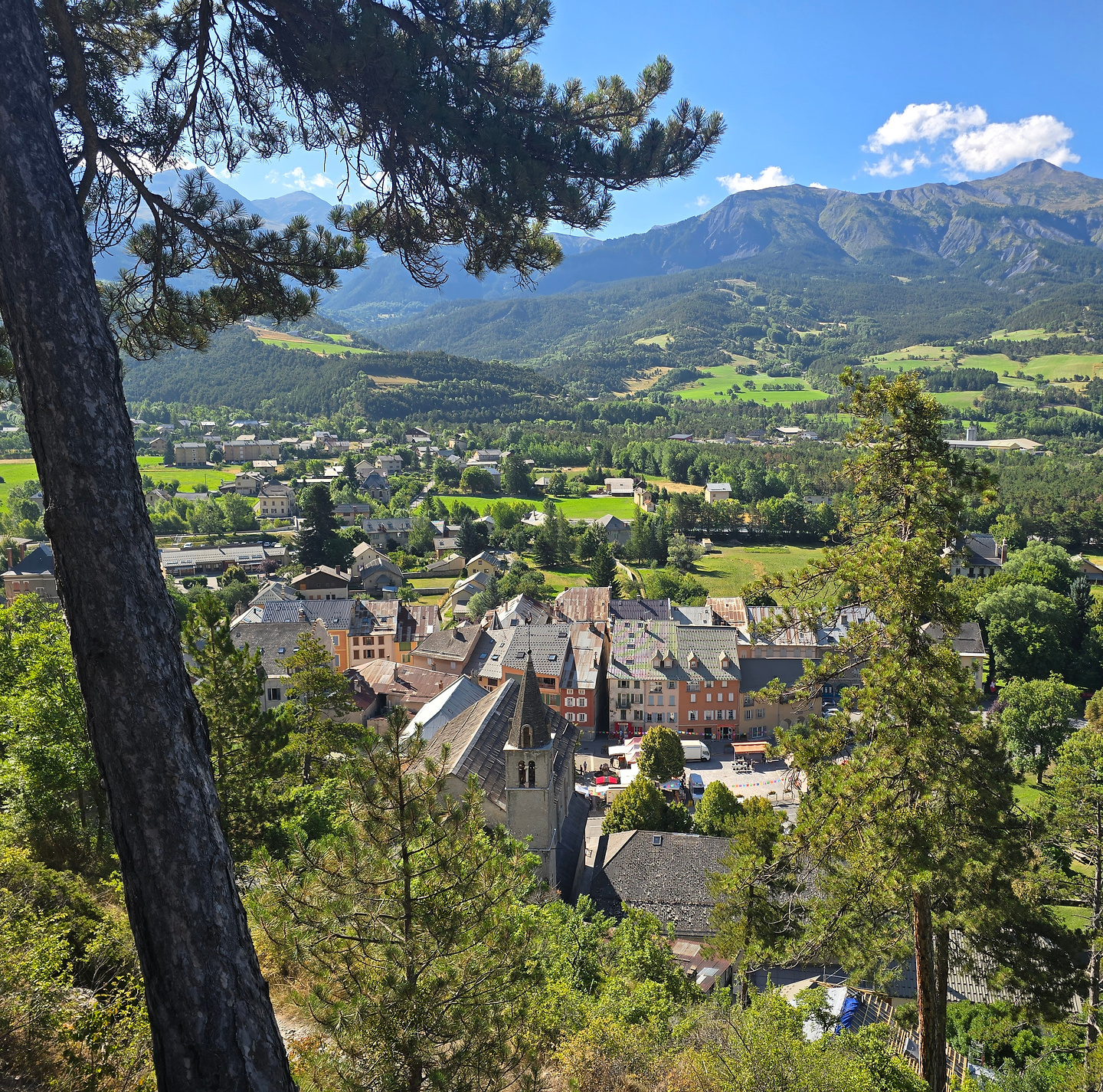jausiers-town1.jpg