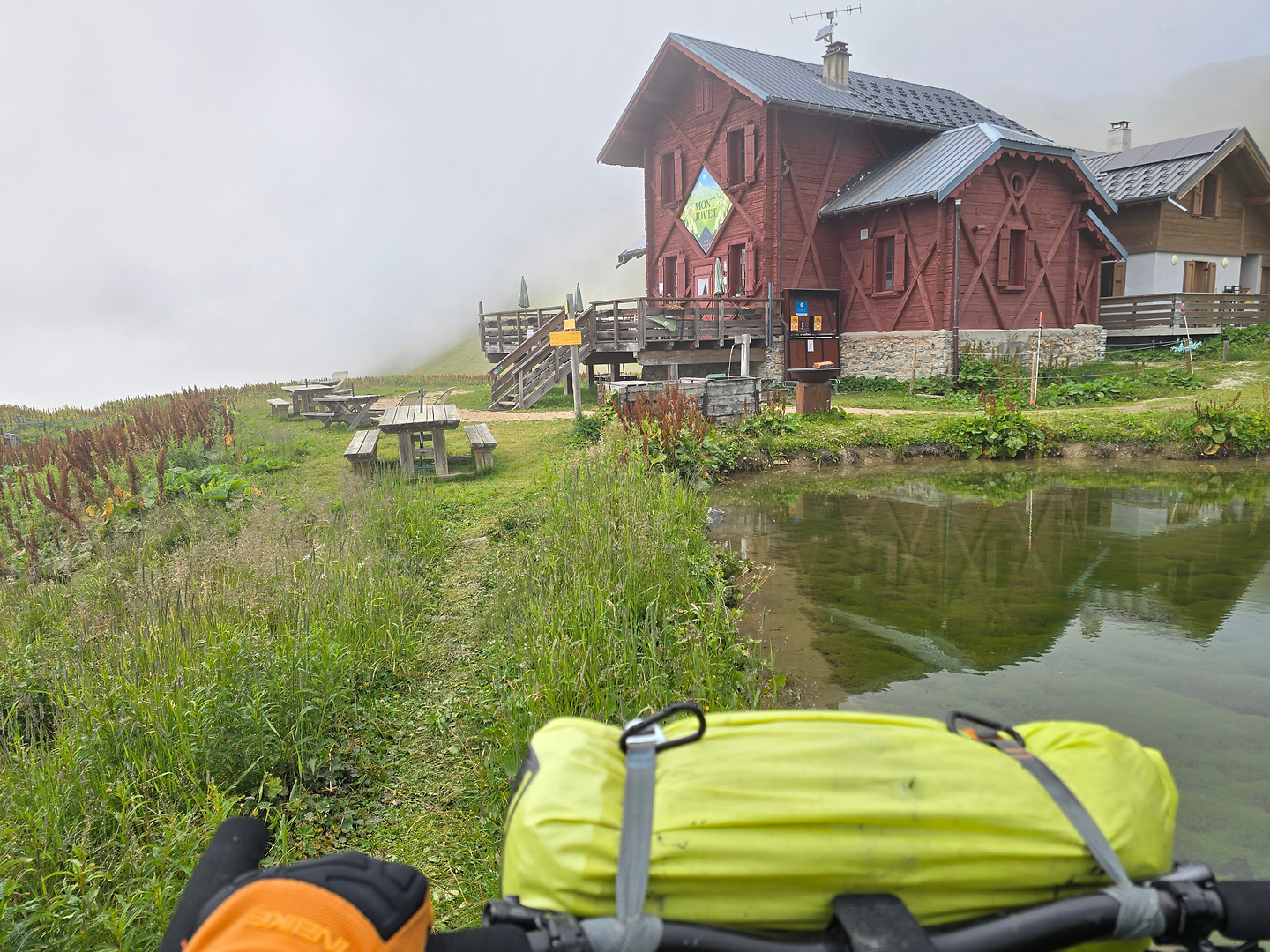 jovet-refuge1.jpg