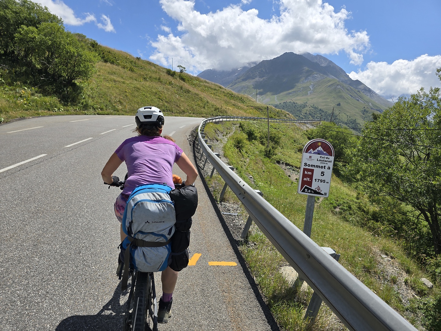 lautaret-road1.jpg