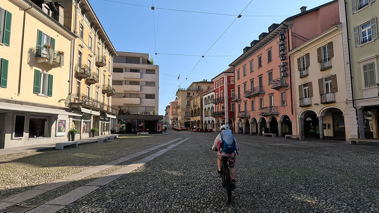 locarno-town1.jpg