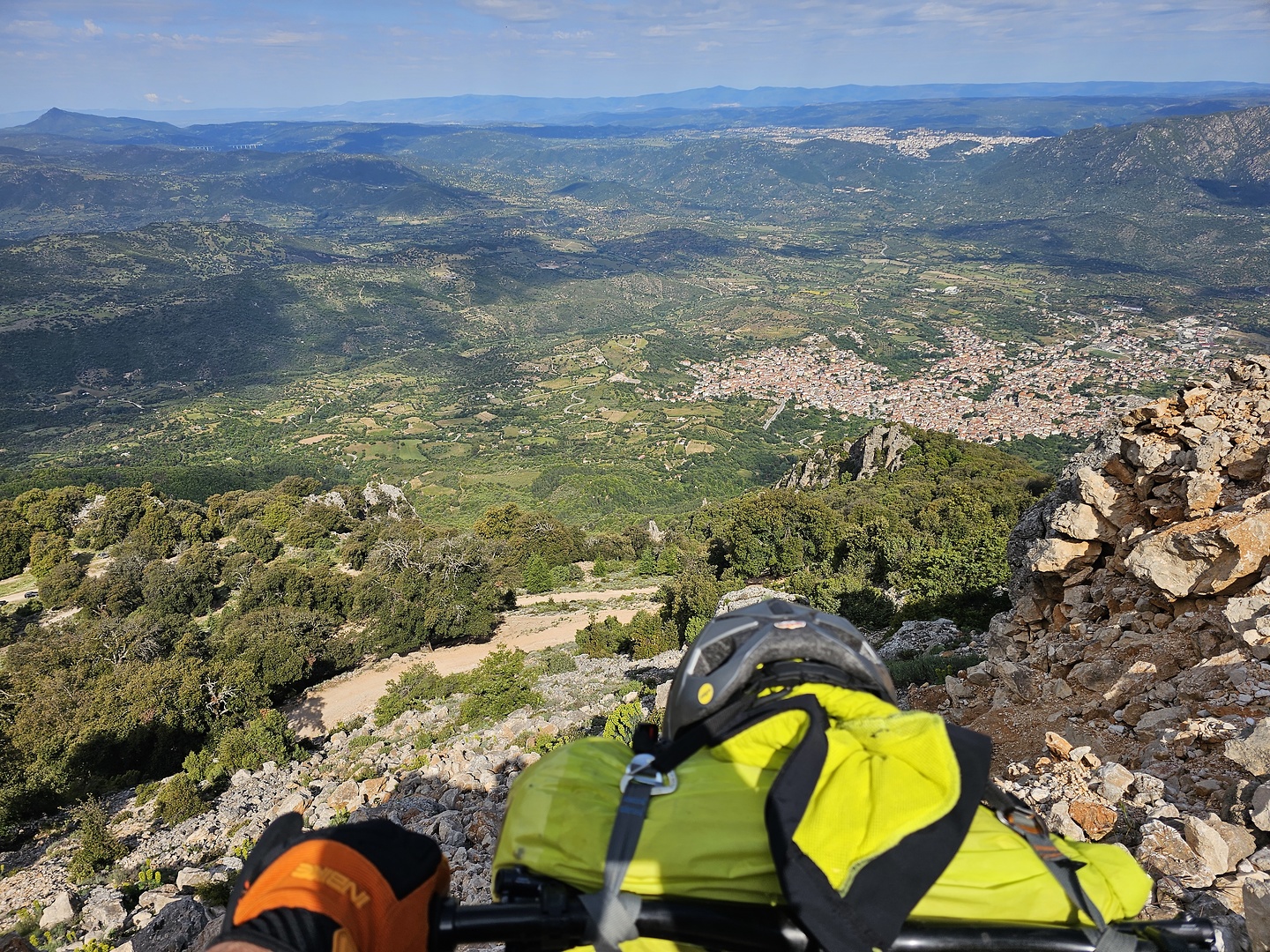 pradu405-uphill4.jpg