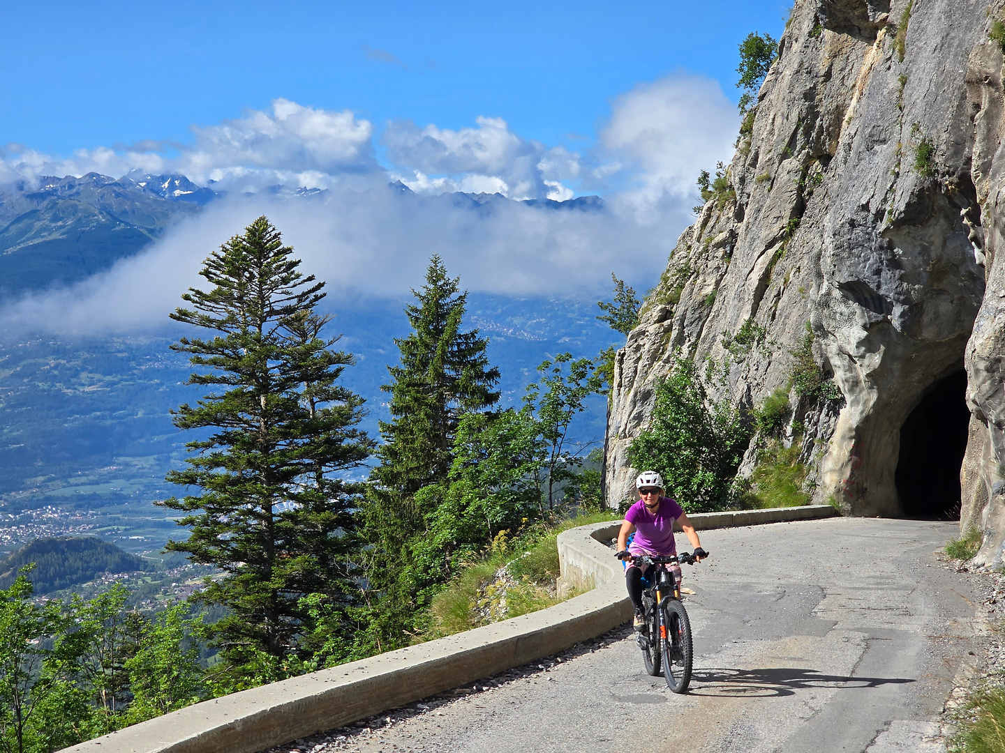 rawil-uphill2.jpg