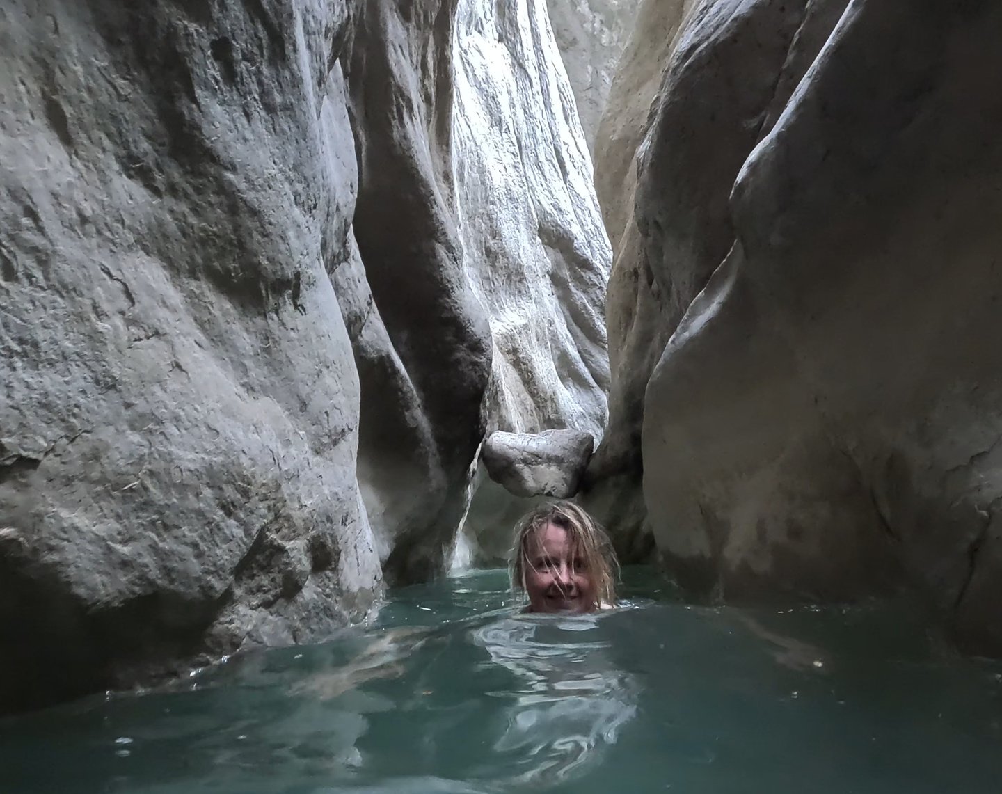 riolan-swim6.jpg