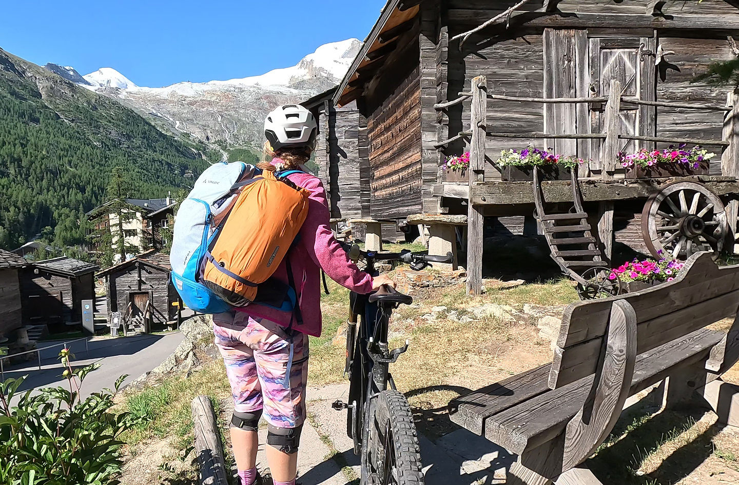 saasfee-town1.jpg