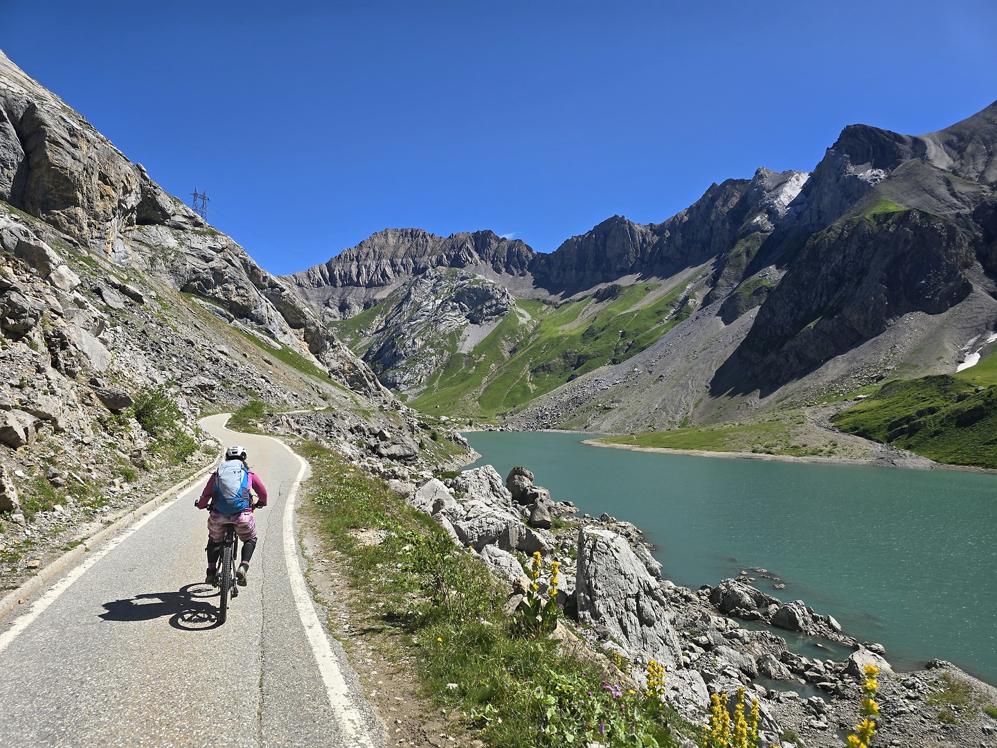 sanetsch-lake2.jpg