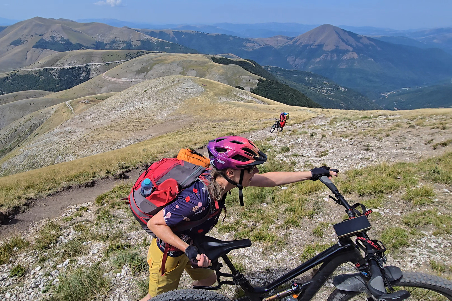 sibillini-uphill1.jpg