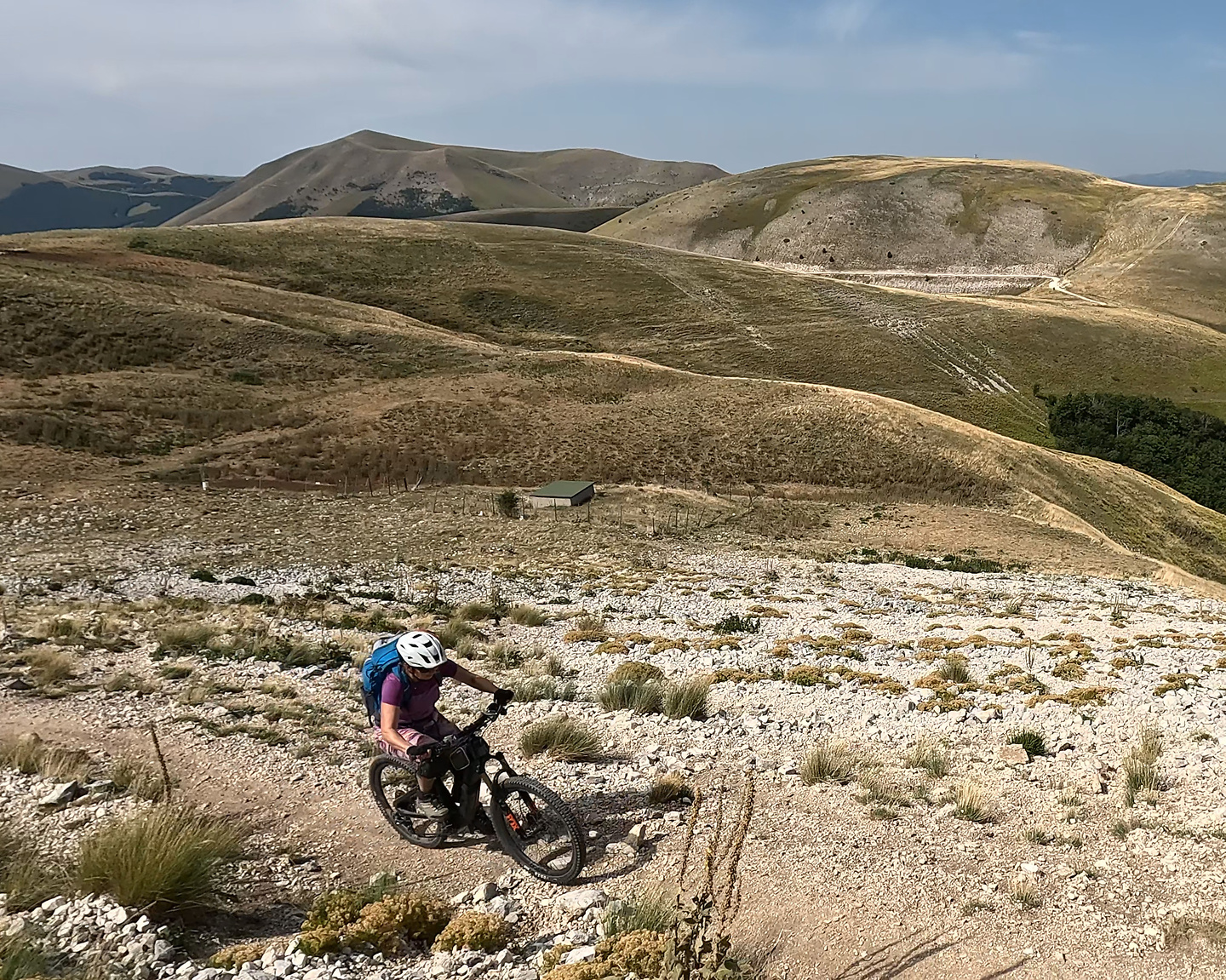 sibillini-uphill2.jpg