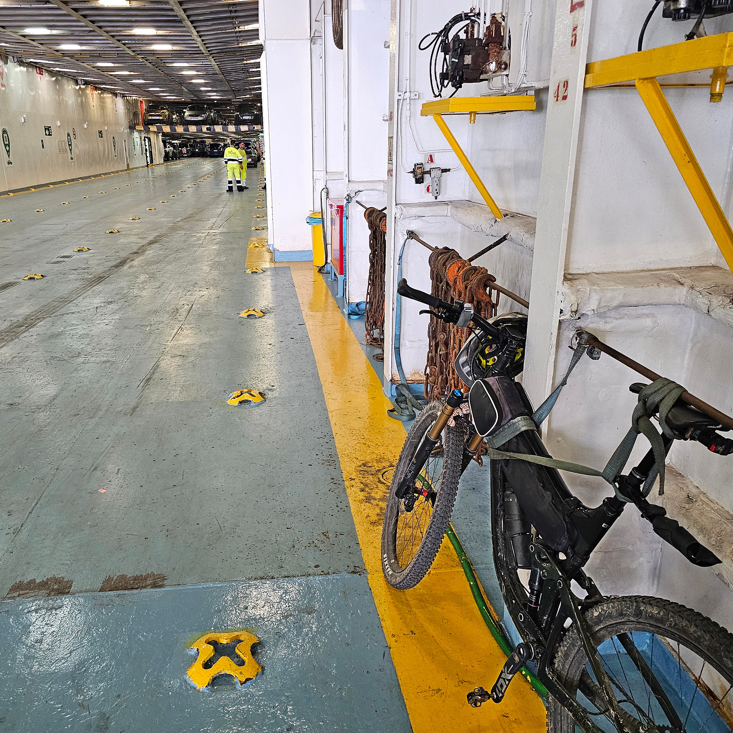 toulon-ferry3.jpg