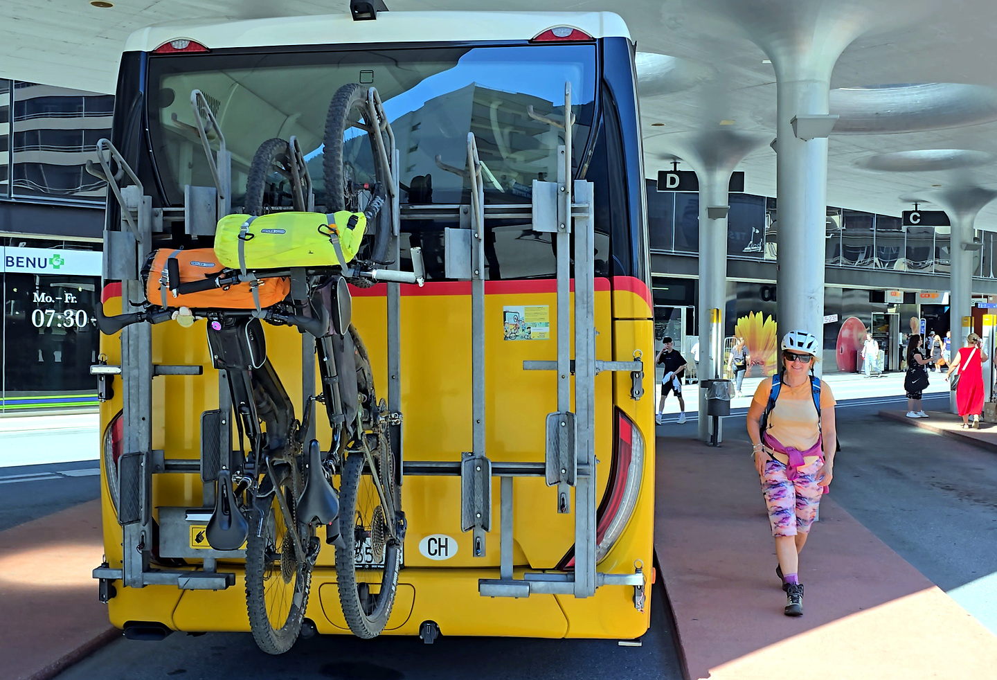 visp-postbus.jpg