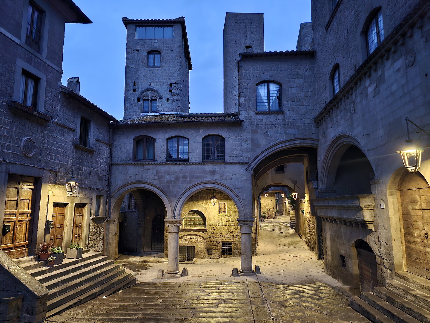 viterbo-town4.jpg