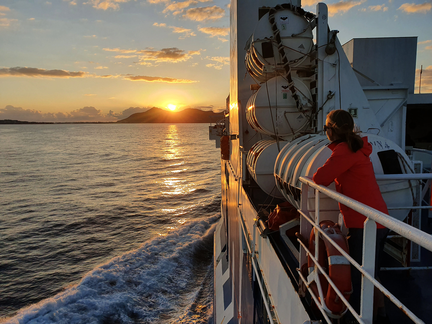 trapani-ferry2.jpg