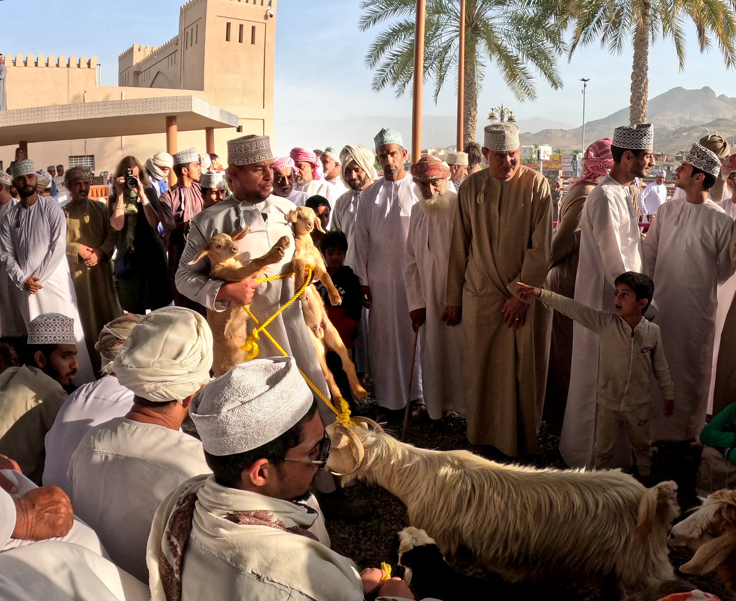 nizwa-market2.jpg